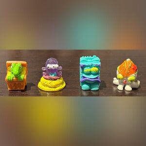 Lot of 4 Rare Special Trash Pack Giddy Squid Booger Blower Raptor & Lasagne